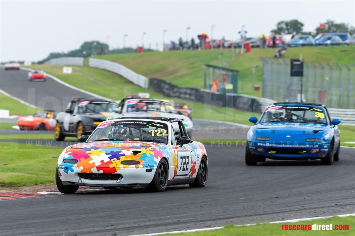 mazda-mx5-race-car-clubman-championship-brscc