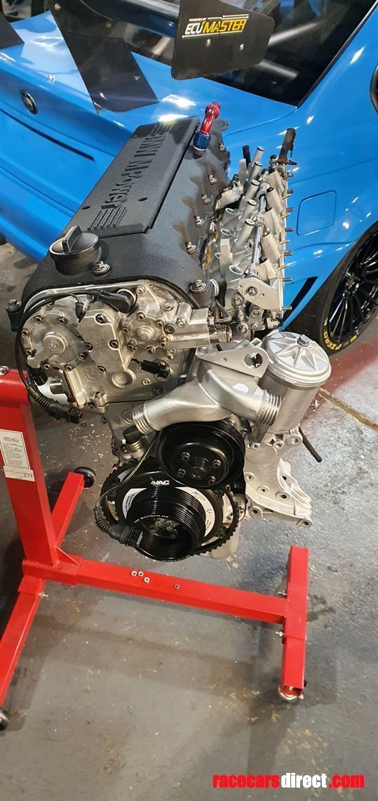 bmw-m3-s50b30-engine