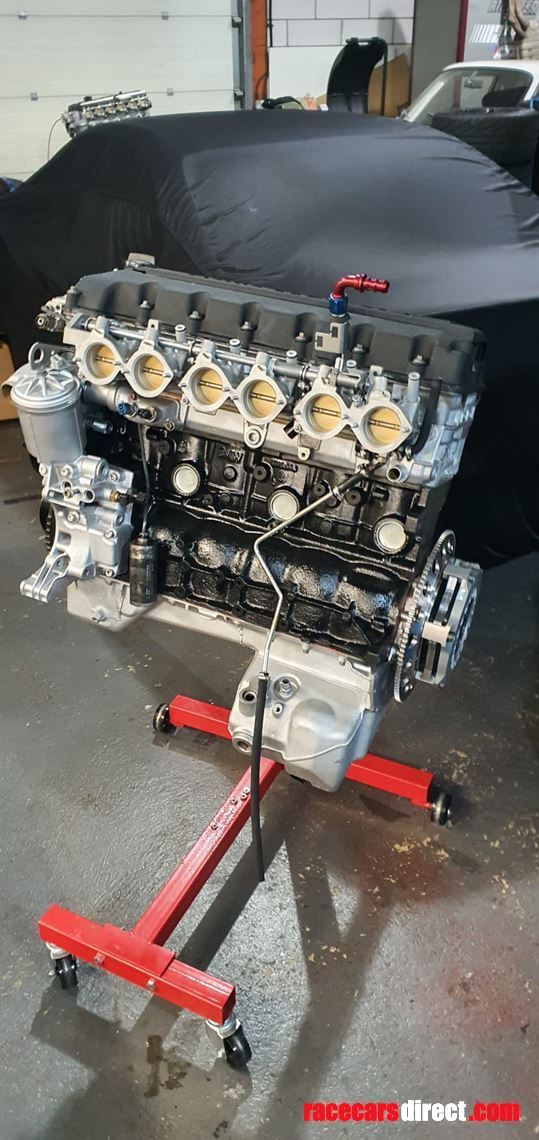 bmw-m3-s50b30-engine