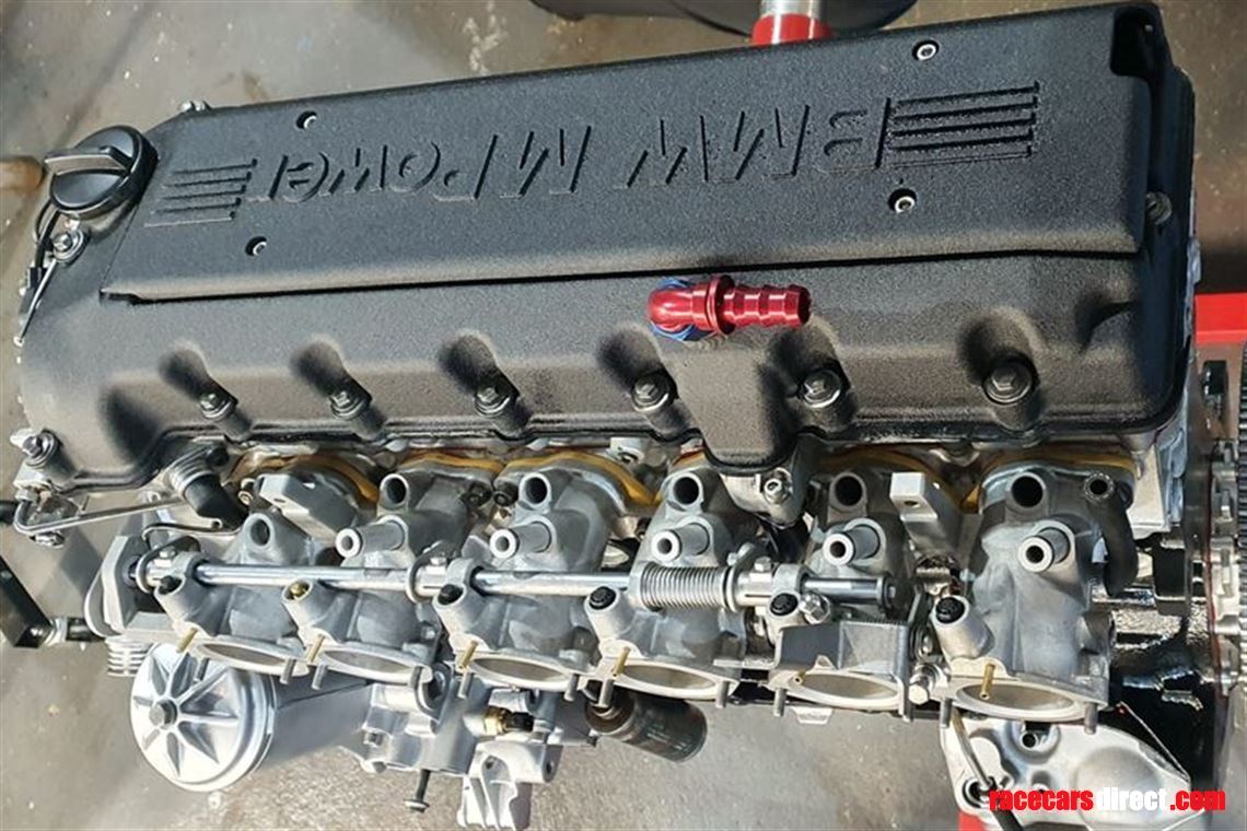 bmw-m3-s50b30-engine