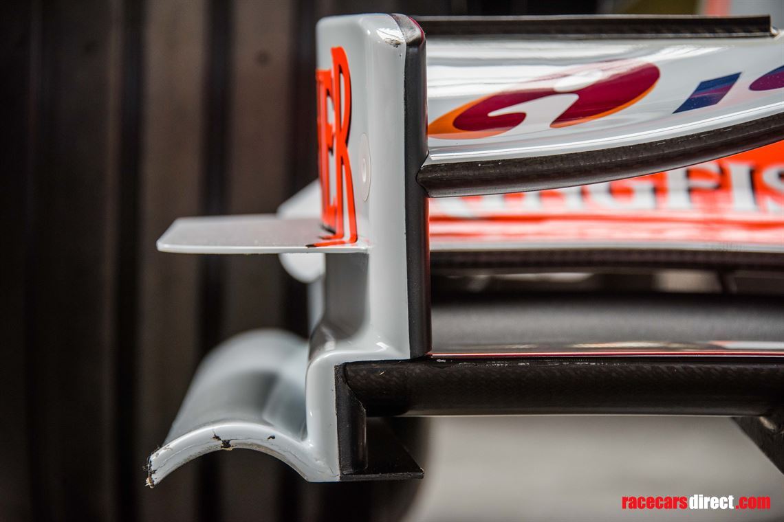 sold-f1-spykerforce-india-vjm01-original-car