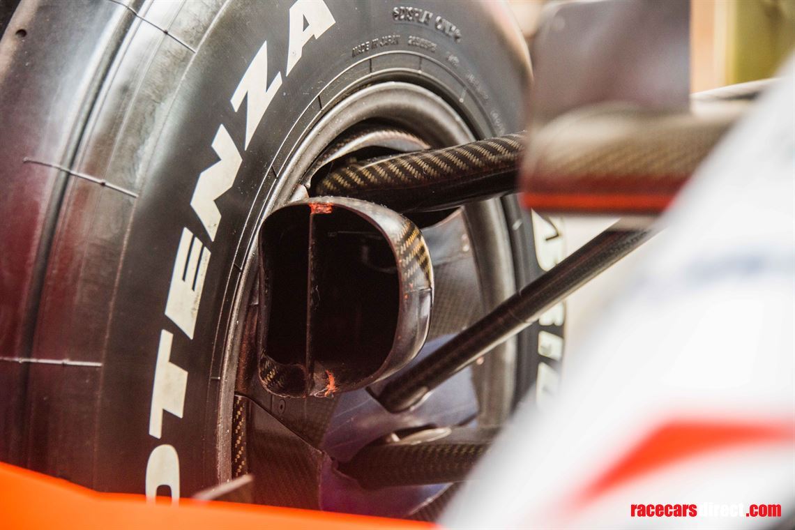 sold-f1-spykerforce-india-vjm01-original-car