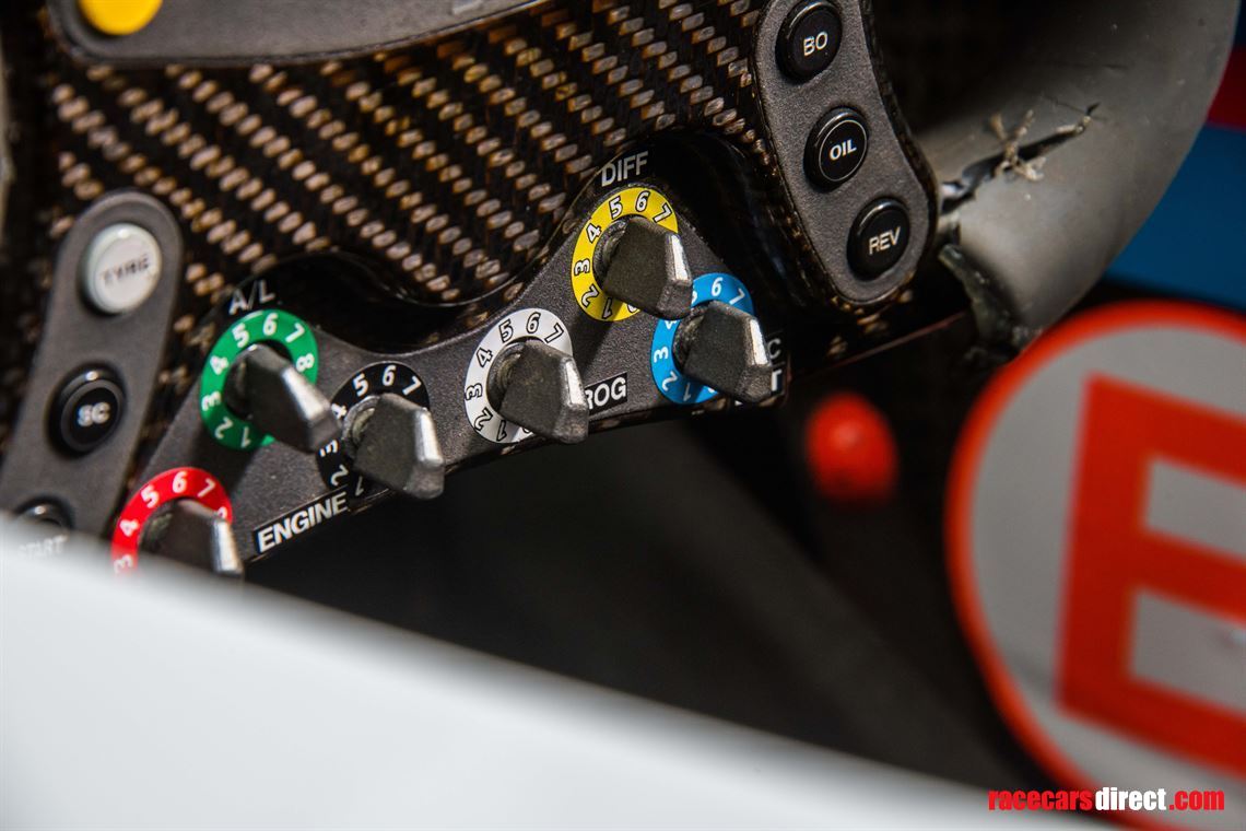 sold-f1-spykerforce-india-vjm01-original-car