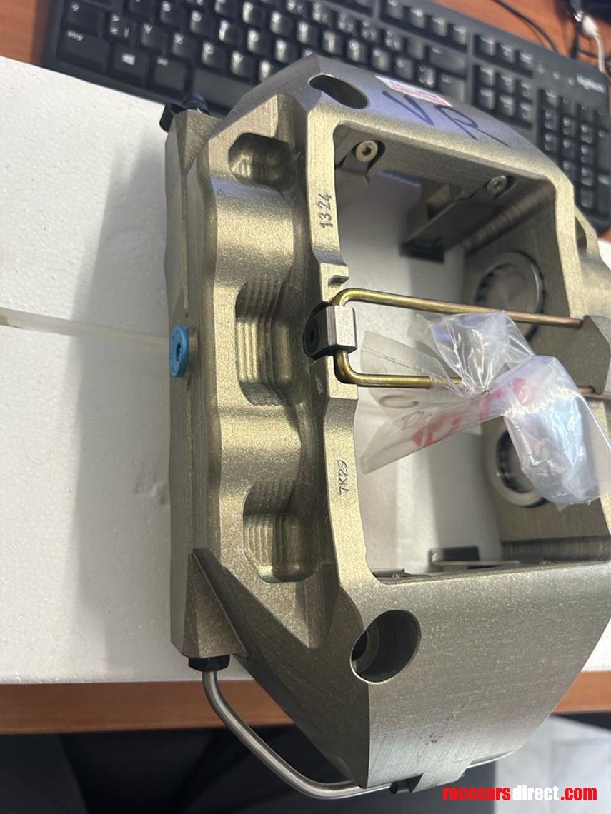 wanted-brembo-front-left-brake-caliper-lambor