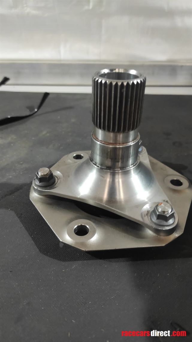 wanted-mercedes-dtm-20062007-prop-shaft-flang