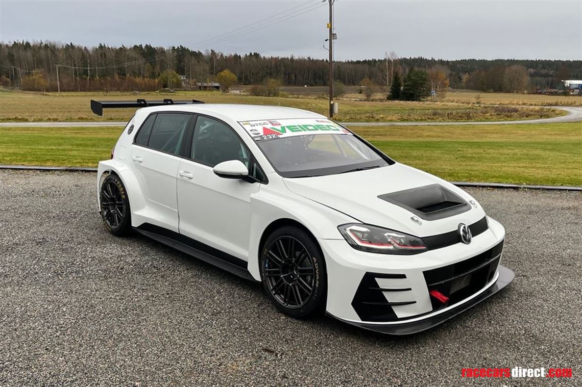 volkswagen-golf-tcr-2018