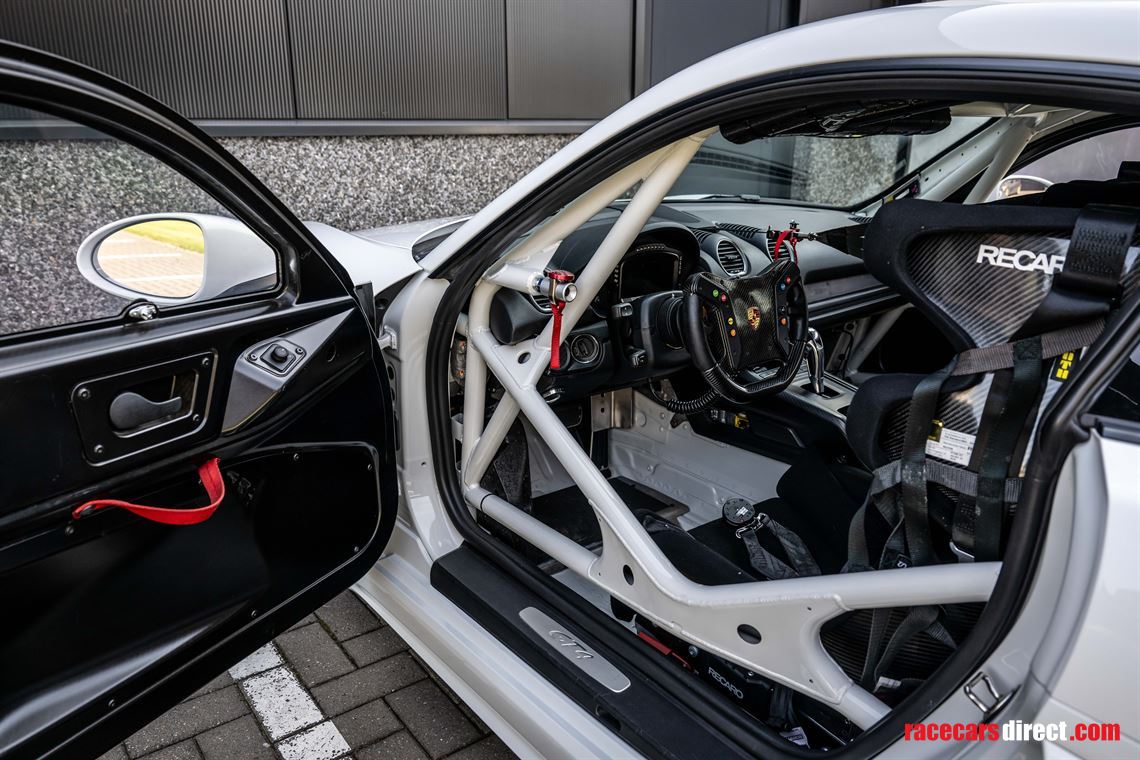 porsche-cayman-718-gt4-clubsport
