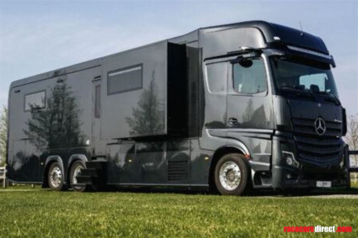 stx-motorhome-mercedes---3-pop-out