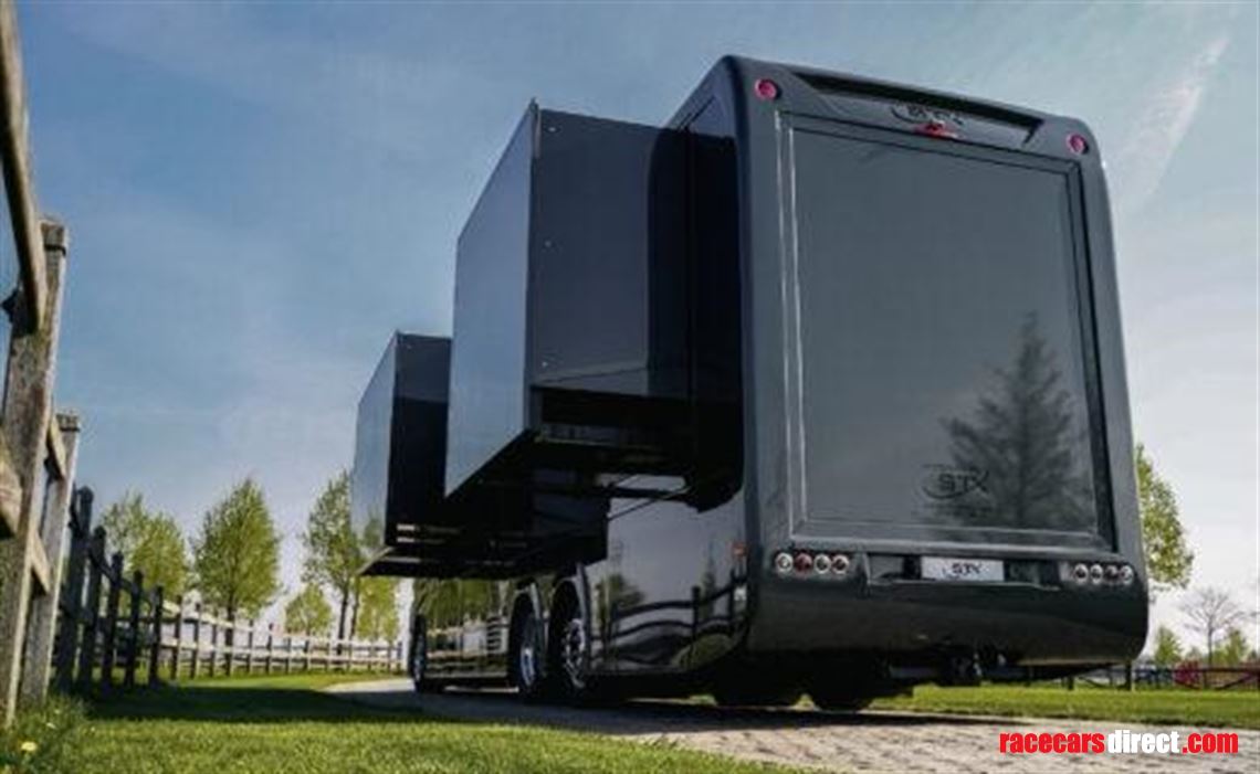 stx-motorhome-mercedes---3-pop-out