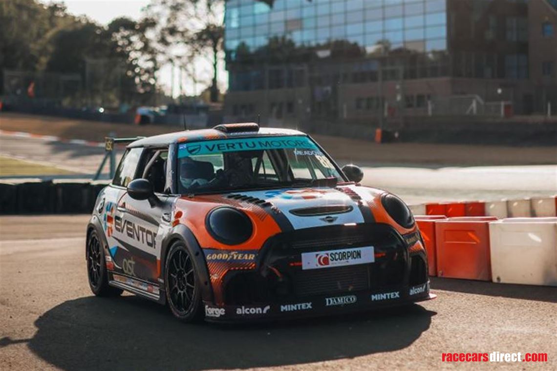 jcw-mini-challenge-car-for-sale