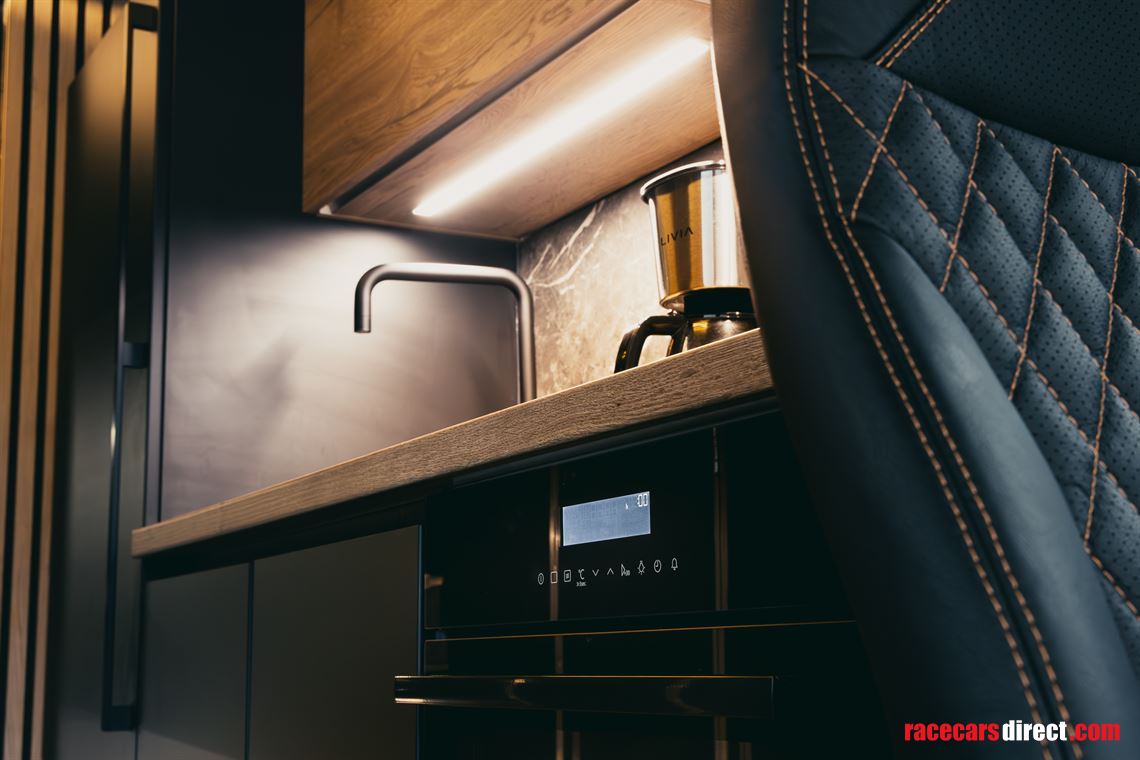 volvo-9700-motorhome