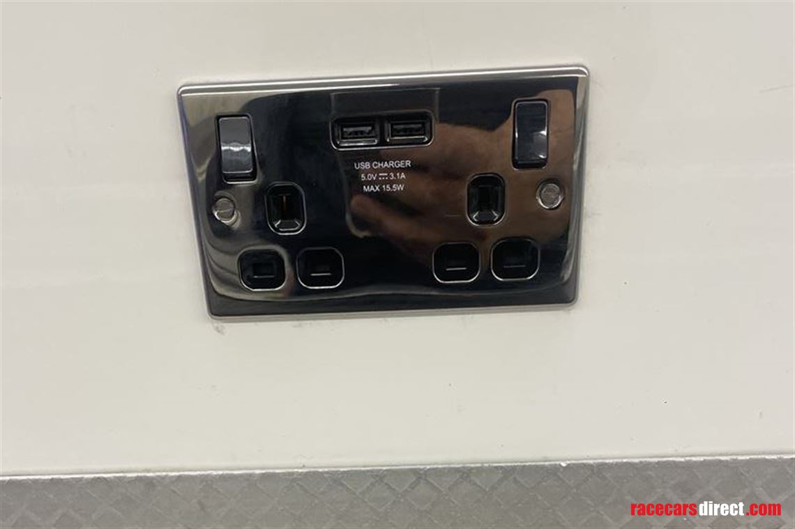 hopkins-race-trailer