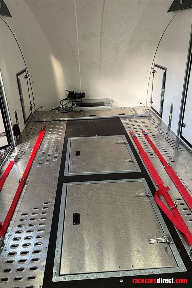 brian-james-race-transport-6