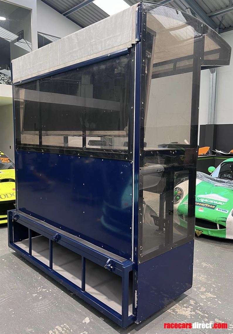 pit-perch-with-screens