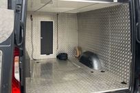 sports-van-bikes-karting-race-van-transporter