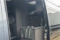 sports-van-bikes-karting-race-van-transporter