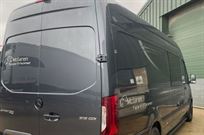 sports-van-bikes-karting-race-van-transporter