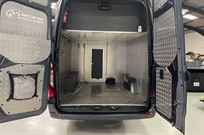 sports-van-bikes-karting-race-van-transporter