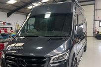 sports-van-bikes-karting-race-van-transporter