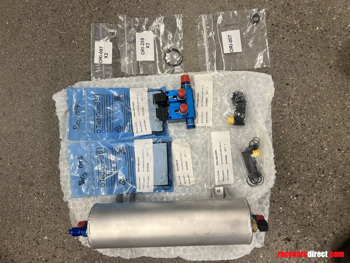 audi-rs3-gen2-tcr-hewland-seq-gearbox