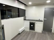 biscoff-scheck-race-transporter