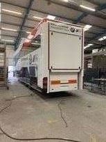 biscoff-scheck-race-transporter