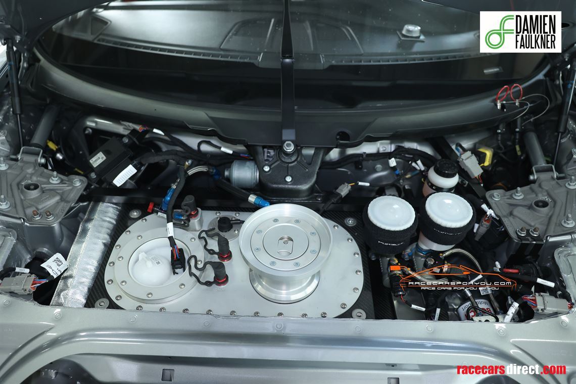 2022-porsche-992-gt3-cup-car