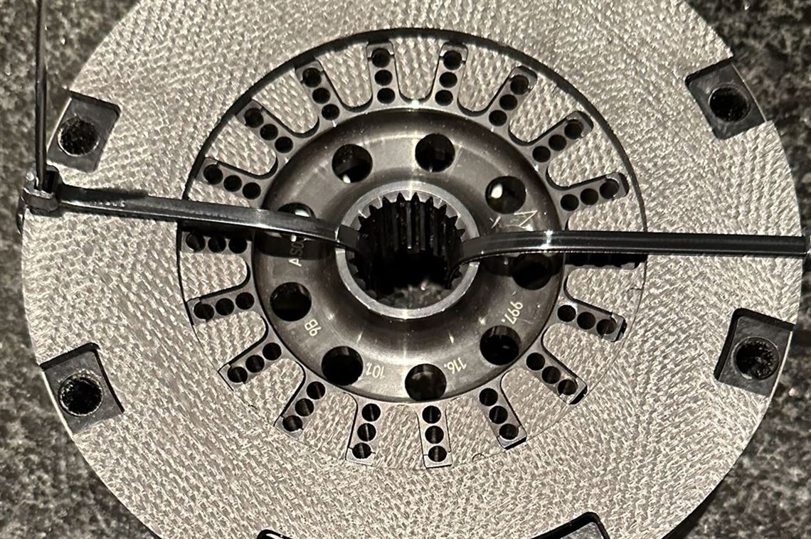 ceramic-clutch-991