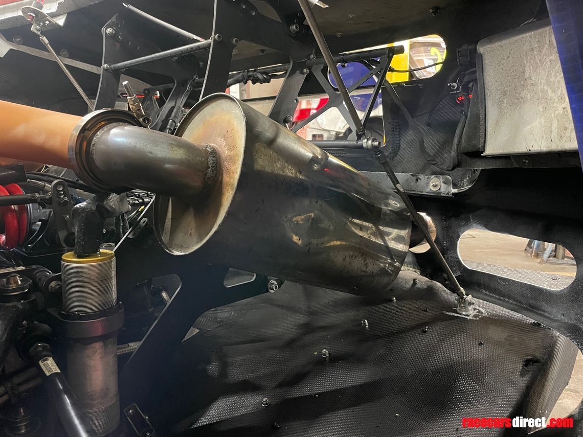 bmw-m4-race-car-solution-f-tc12-chevy-v8-redu