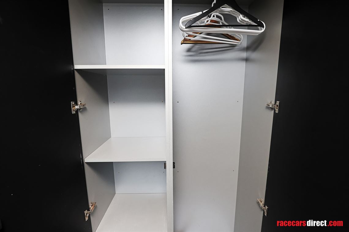 man-tgx-2-car-transporter-with-office-and-6m