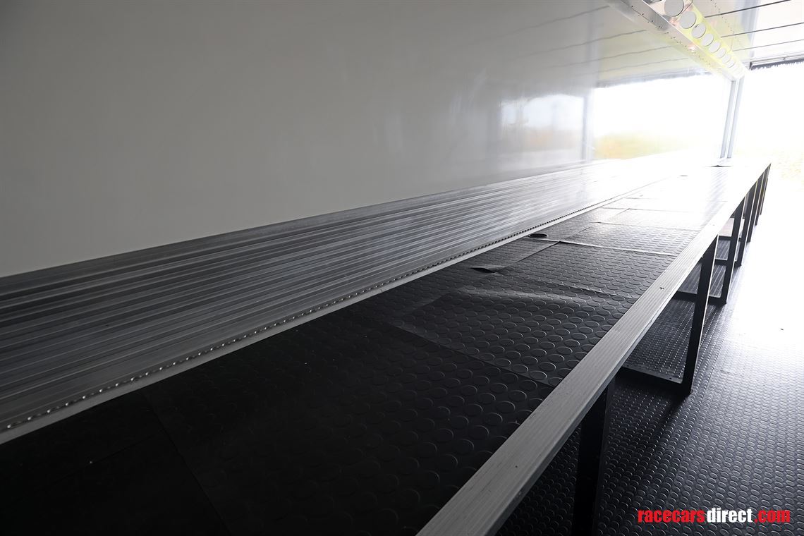 man-tgx-2-car-transporter-with-office-and-6m