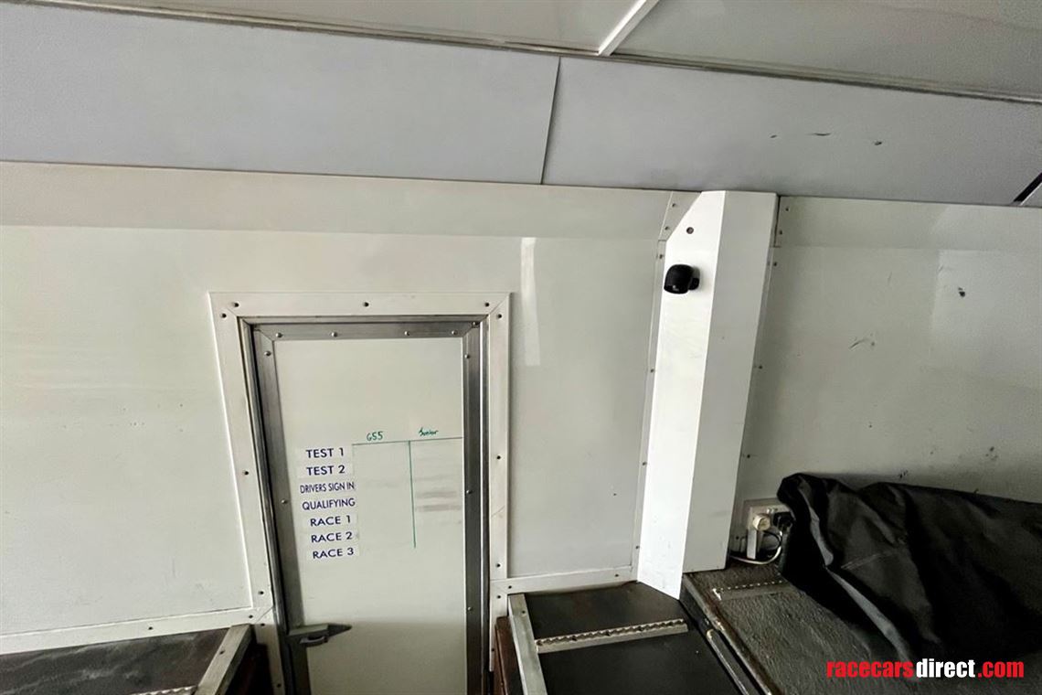 mercedes-benz-1843-ls-actros-trailer-awning