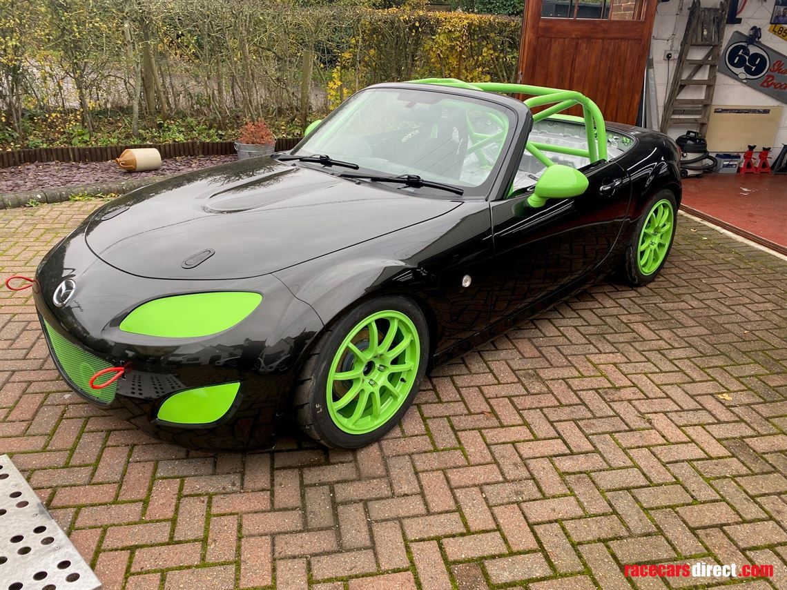boreham-motorsport-built-mx5-mk35-miata-troph