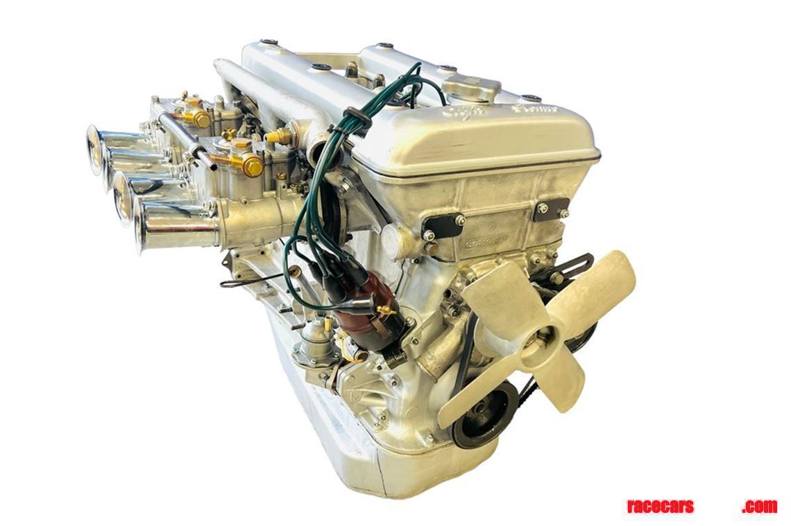 engine-alfa-romeo-giulietta-spider-veloce-130