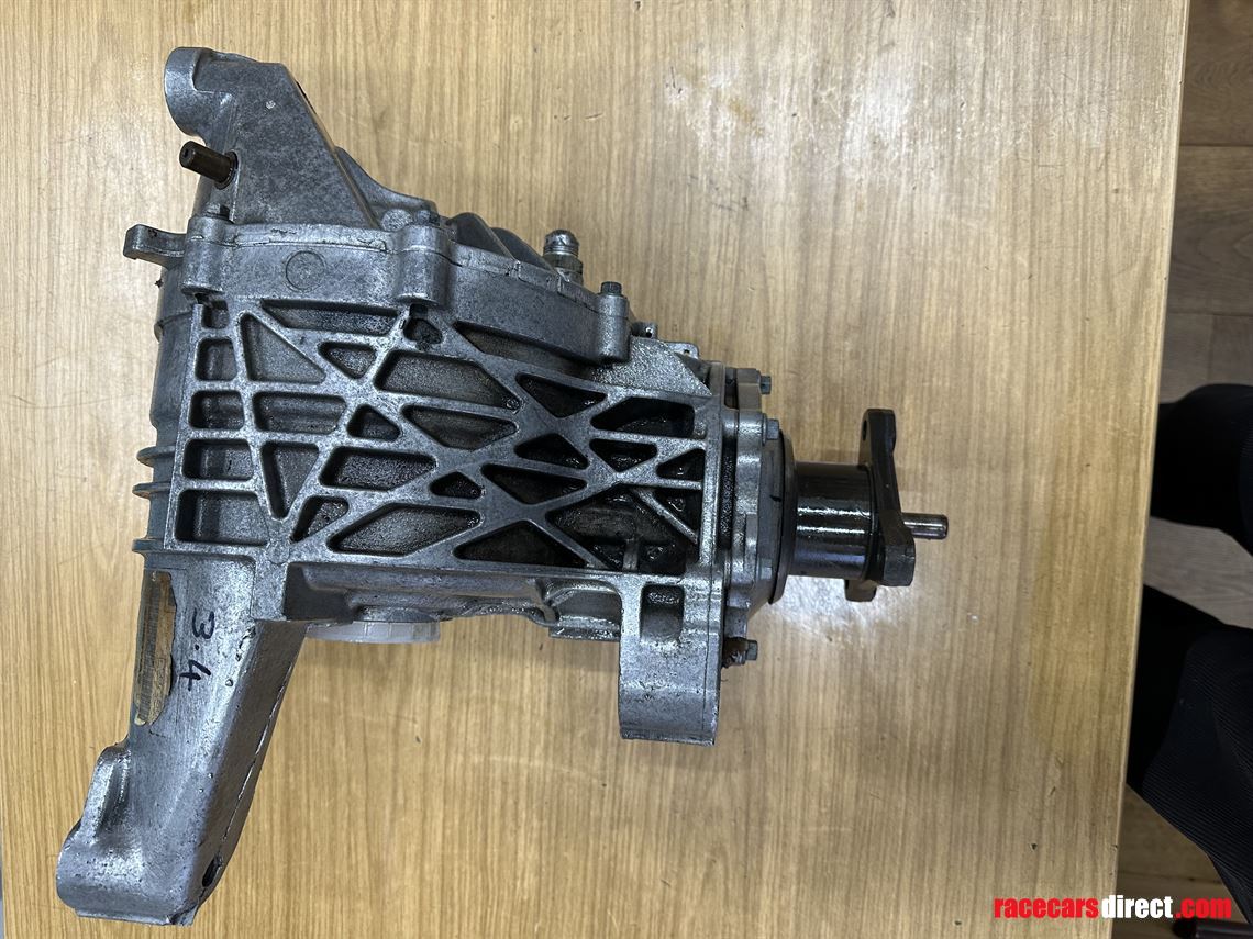 ginetta-g50-getrag-34-rear-differential-unit