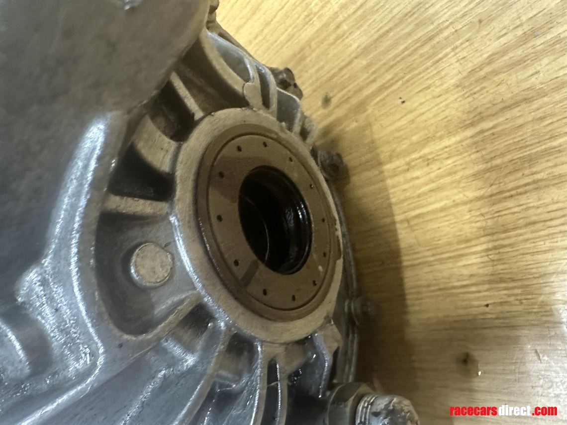 ginetta-g50-getrag-34-rear-differential-unit