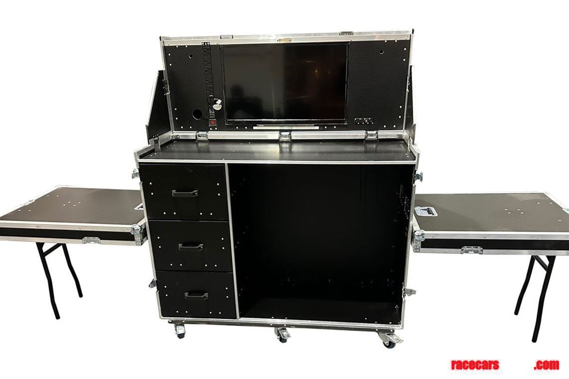 vmep-data-station-with-1-x-32-screen---vme-da