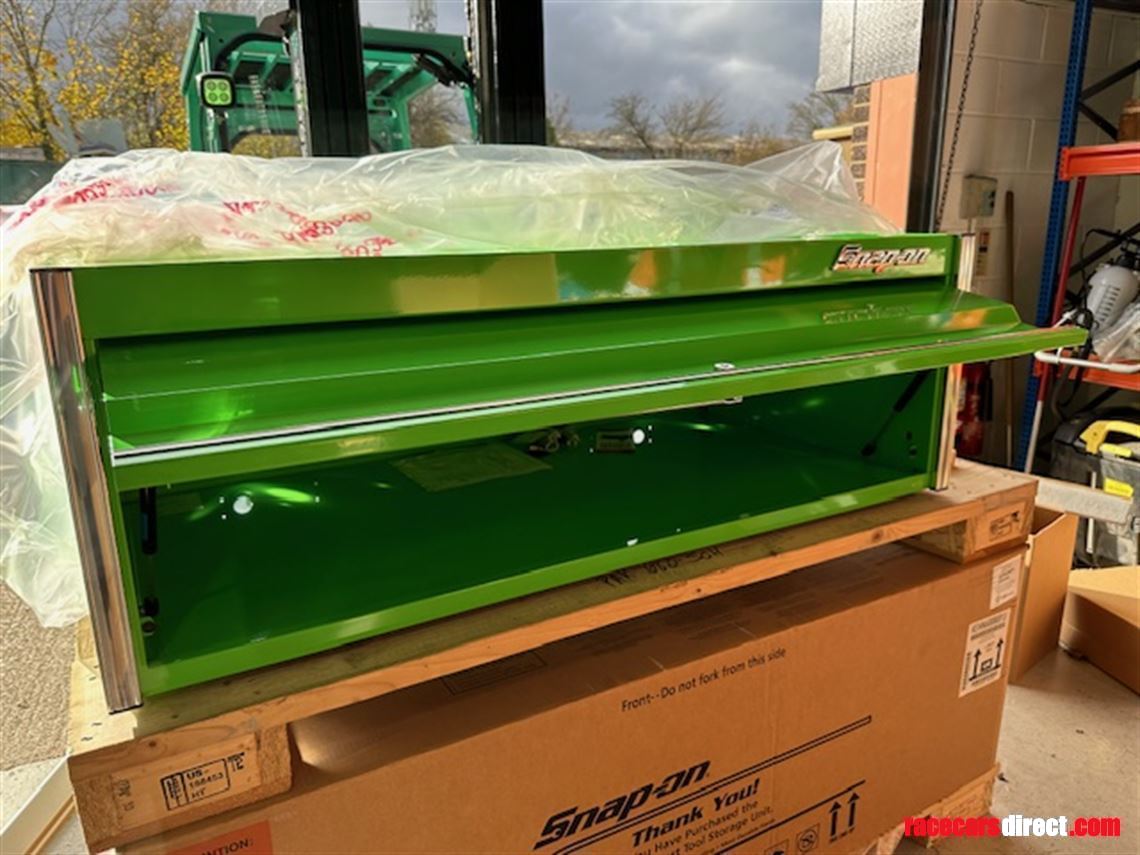 snap-on-60-epiqt-series-overhead-cabinets