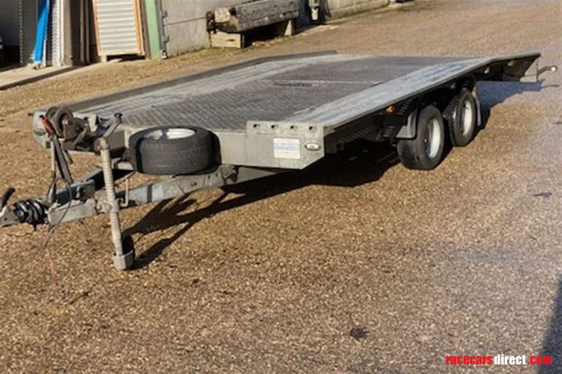 used-niewiadow-car-trailer-45m-x-21m-wheels-u