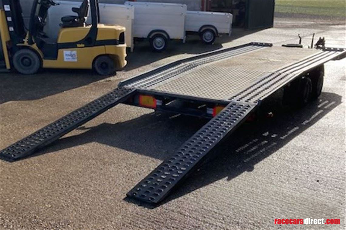 used-niewiadow-car-trailer-45m-x-21m-wheels-u