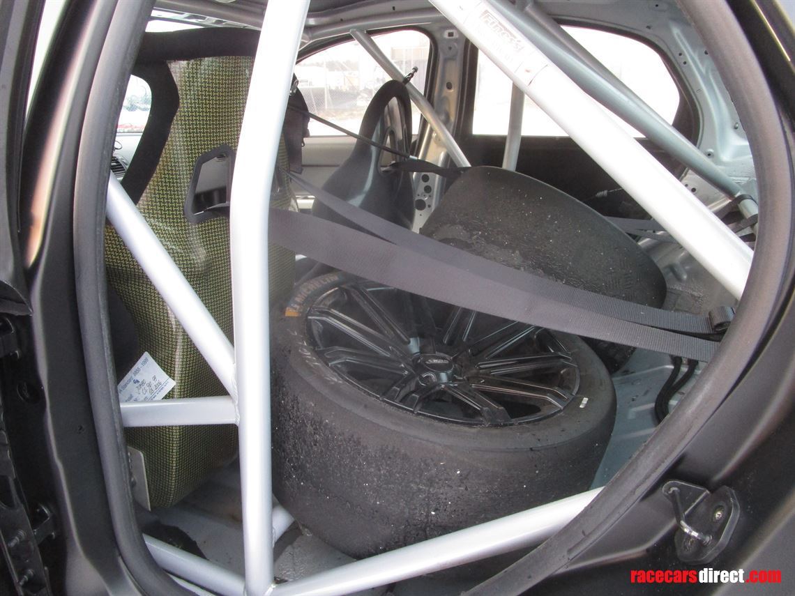 volvo-s40-t5-racecar