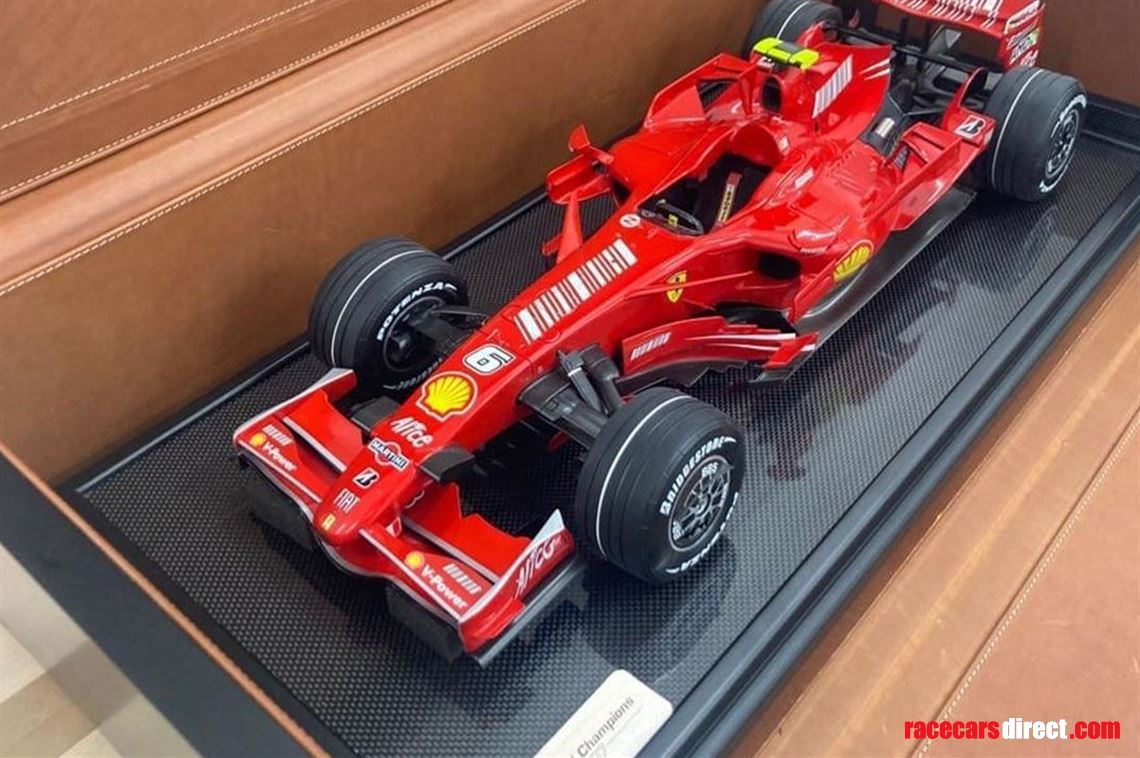 18-scale-special-ferrari-only-edition-replica