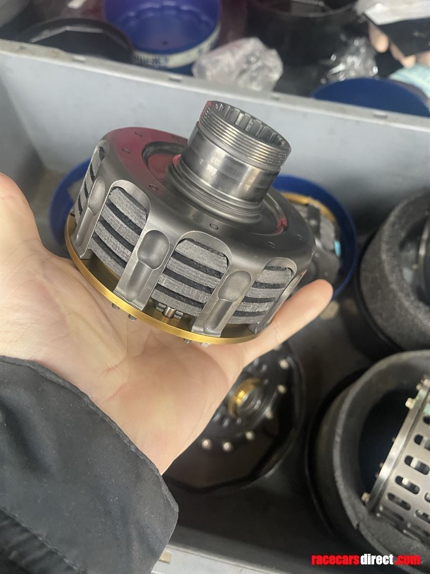 carbon-carbon-f1-clutches