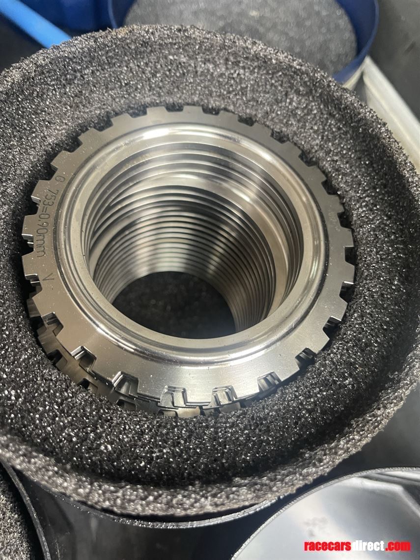 carbon-carbon-f1-clutches