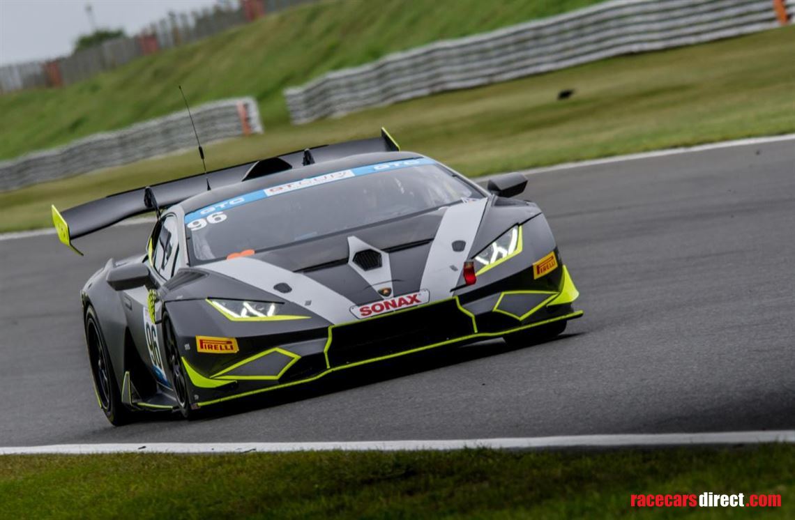 lamborghini-huracan-super-trofeo-evo