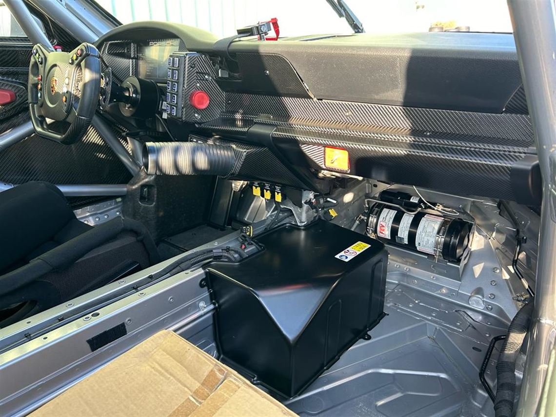 porsche-911-992-gt3-cup-my-2022