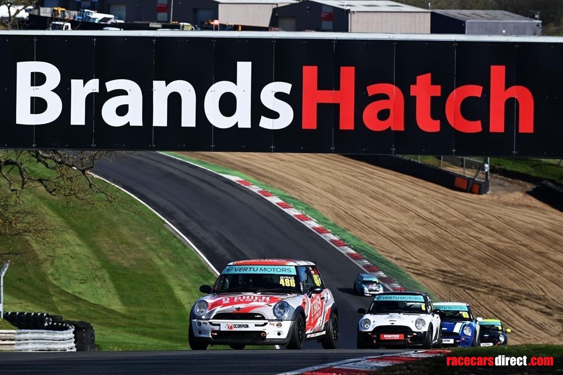 reduced-mini-challenge-uk-trophy-car