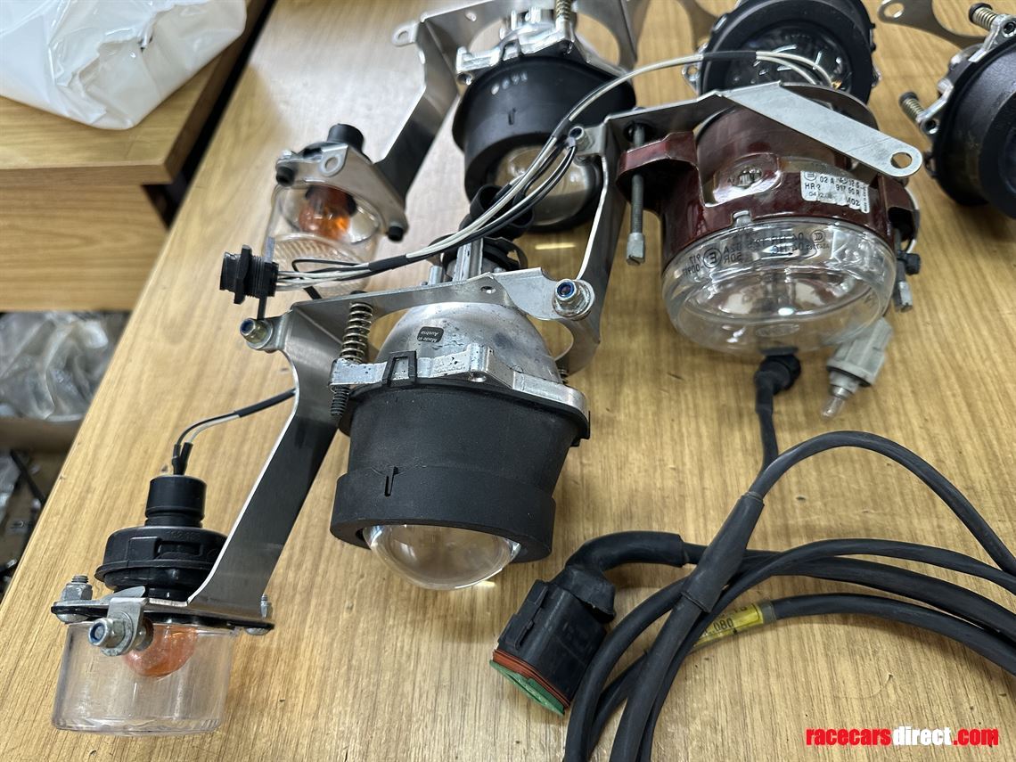 genuine-original-ginetta-g50-gt4-headlights-2