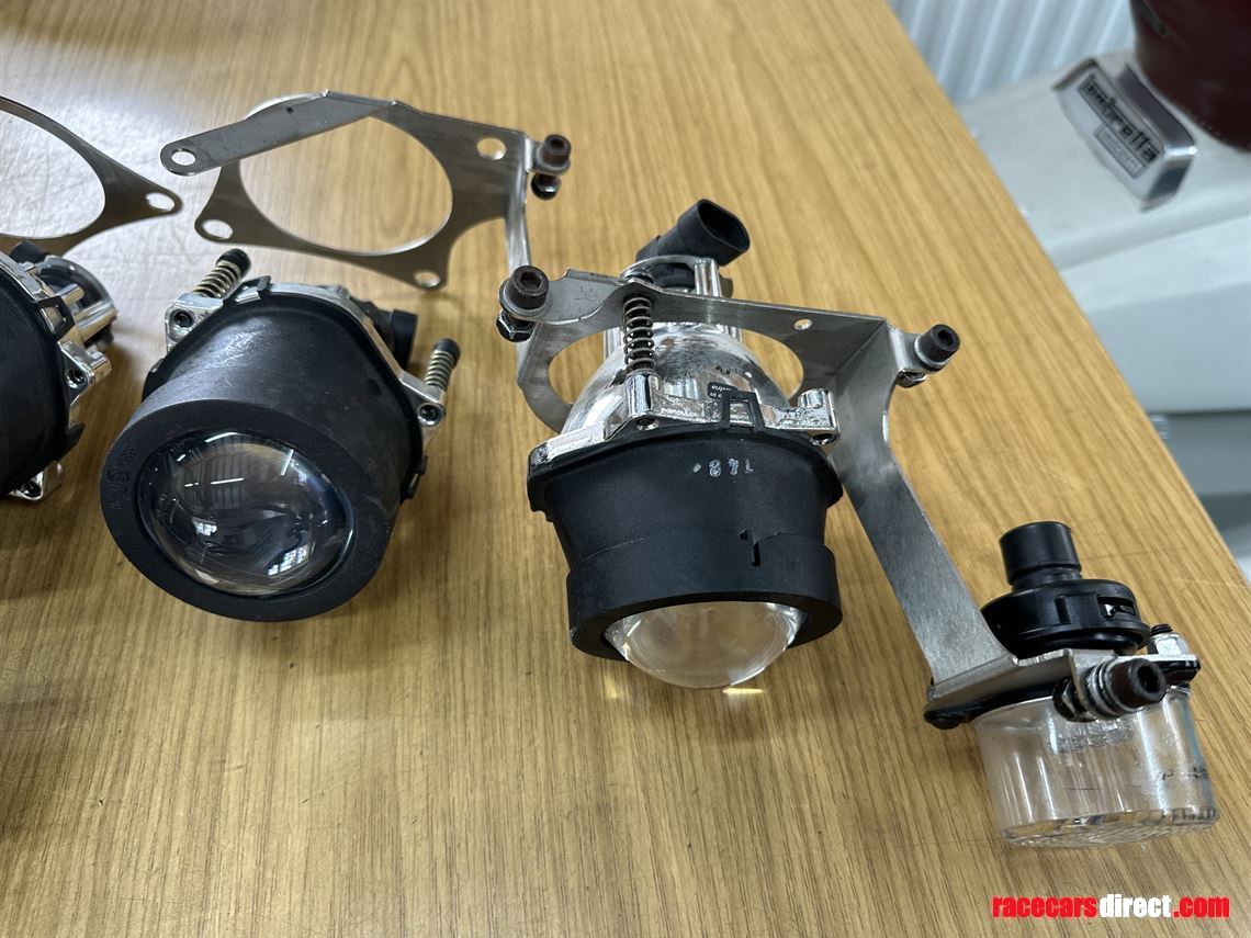 genuine-original-ginetta-g50-gt4-headlights-2