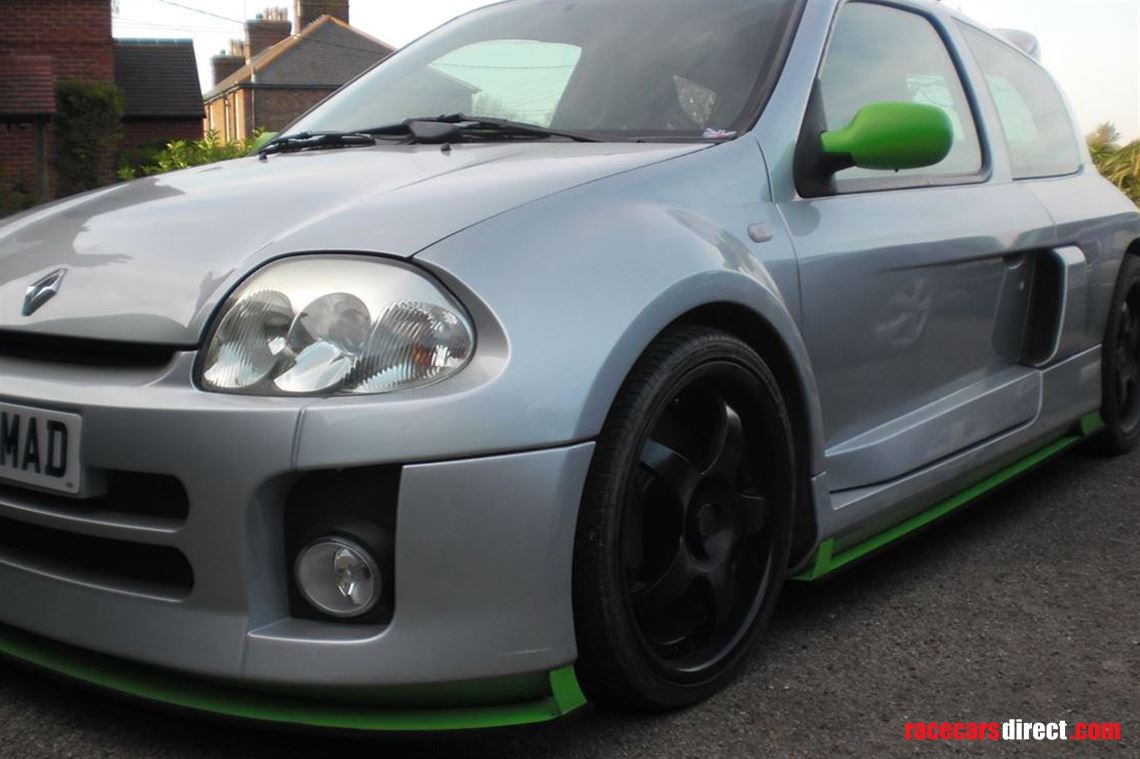 renault-sport-clio-230-v6-subaru-ej25